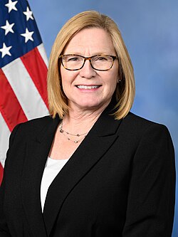Photo of Michelle Fischbach