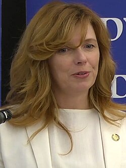 Photo of Christine Drazan